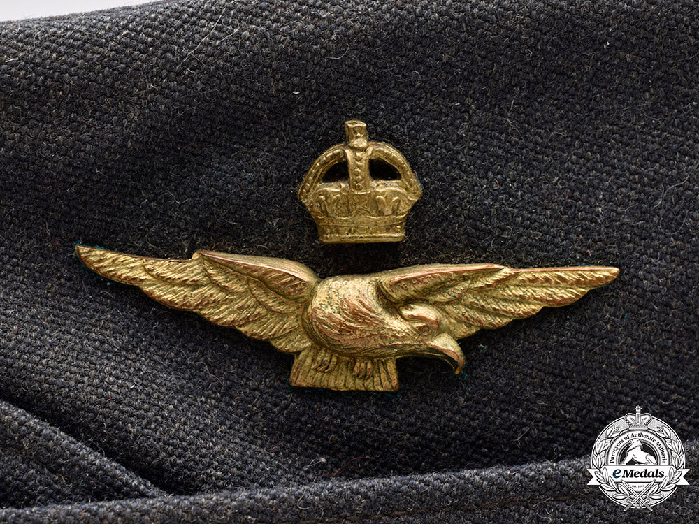 canada,_commonwealth._a_royal_canadian_air_force(_rcaf)_officer's_side_cap_c20853_mnc2365_1