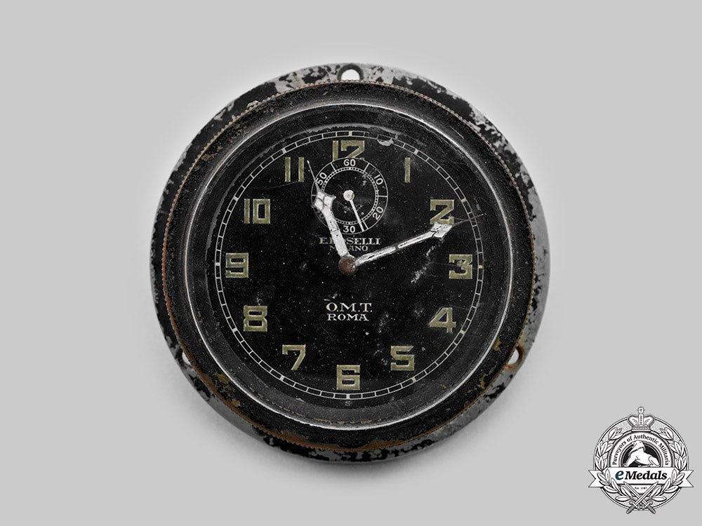 italy,_kingdom._a_second_world_war-_period_radio_clock,_by_e._boselli_c20874_mnc8095_1_1