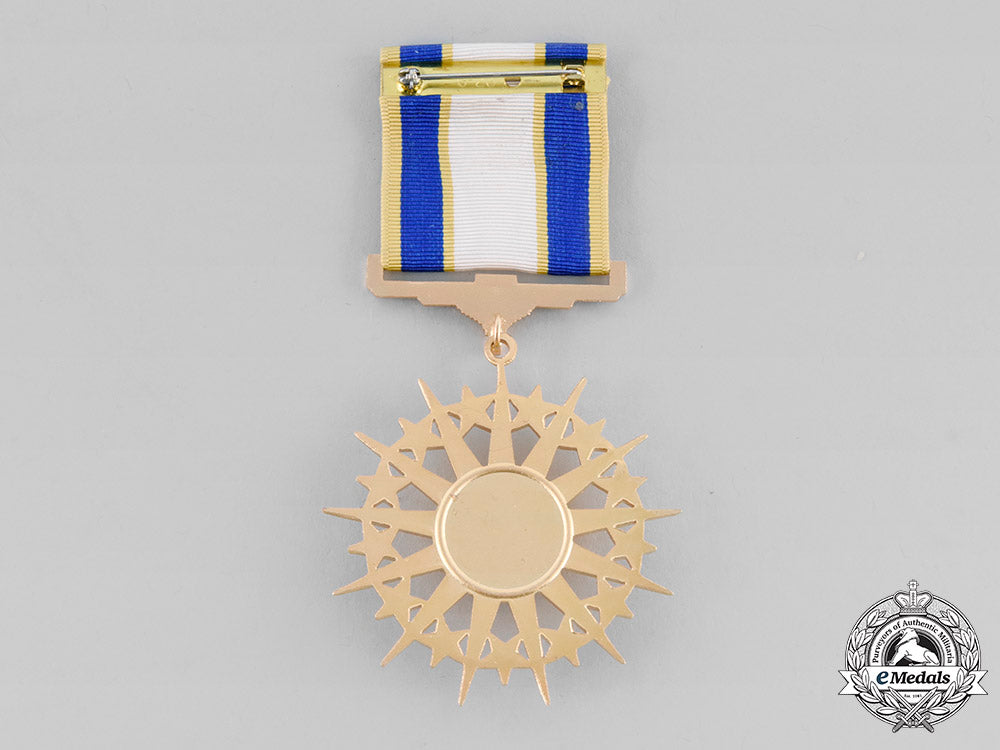 united_states._an_air_force_distinguished_service_medal_c20_00886