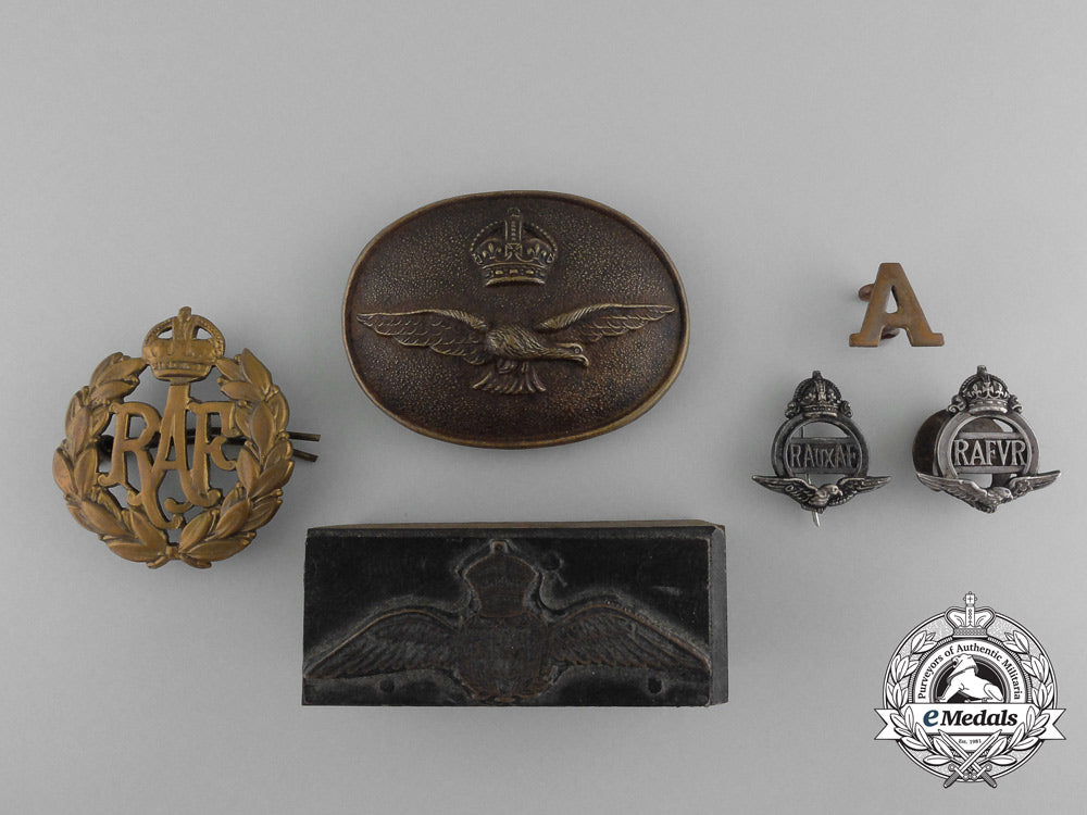 united_kingdom._a_lot_of_six_royal_air_force(_raf)_items_c_0075