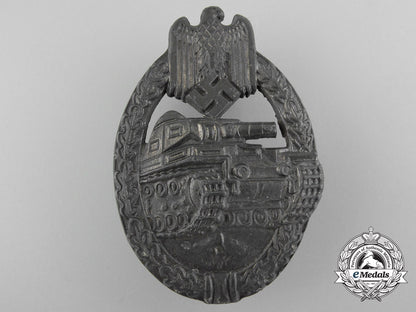 a_bronze_grade_tank_assault_badge_by_r._souval_c_1659