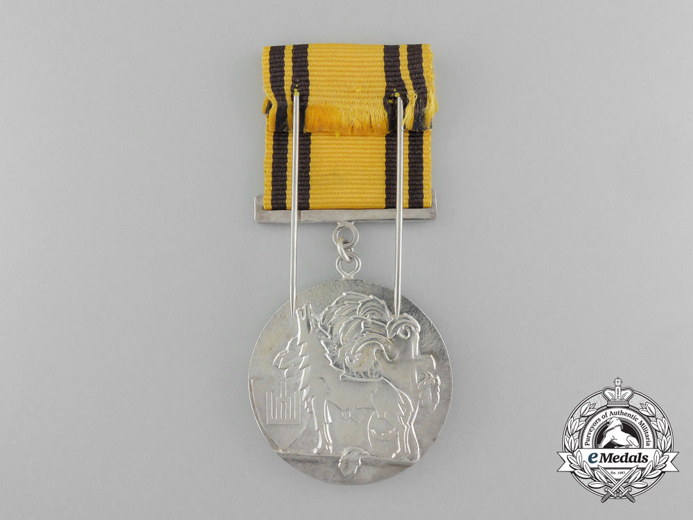 a_lithuanian_order_of_gediminas;_merit_medal_c_5893