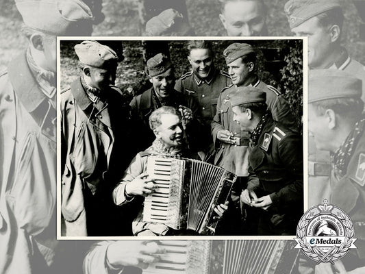 a_large_german_press_photo_of_wehrmacht_soldiers_c_7449