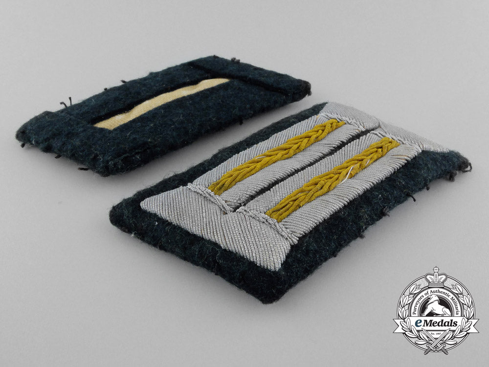 a_pair_of_oberleutnant’s_cavalry_shoulder_boards_and_tabs_c_7527_1