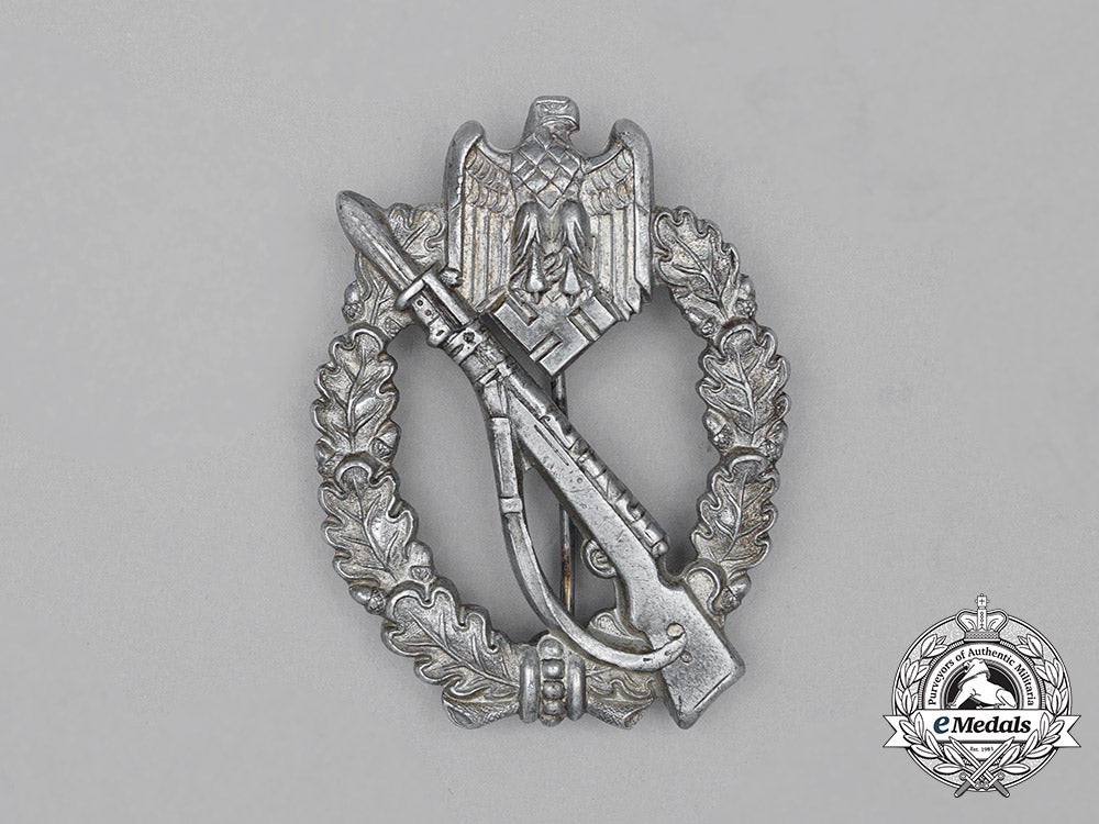 a_second_war_german_silver_grade_infantry_assault_badge_by_sohni_heubach&_co_cc_0194