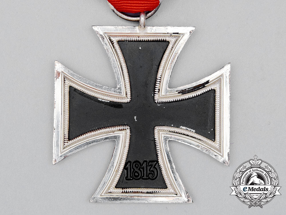 a_mint_and_unissued_iron_cross1939_second_class_cc_0510