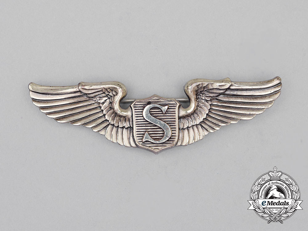 a_second_war_united_states_army_air_force(_usaaf)_service_pilot_badge,_c.1942_cc_0684_1