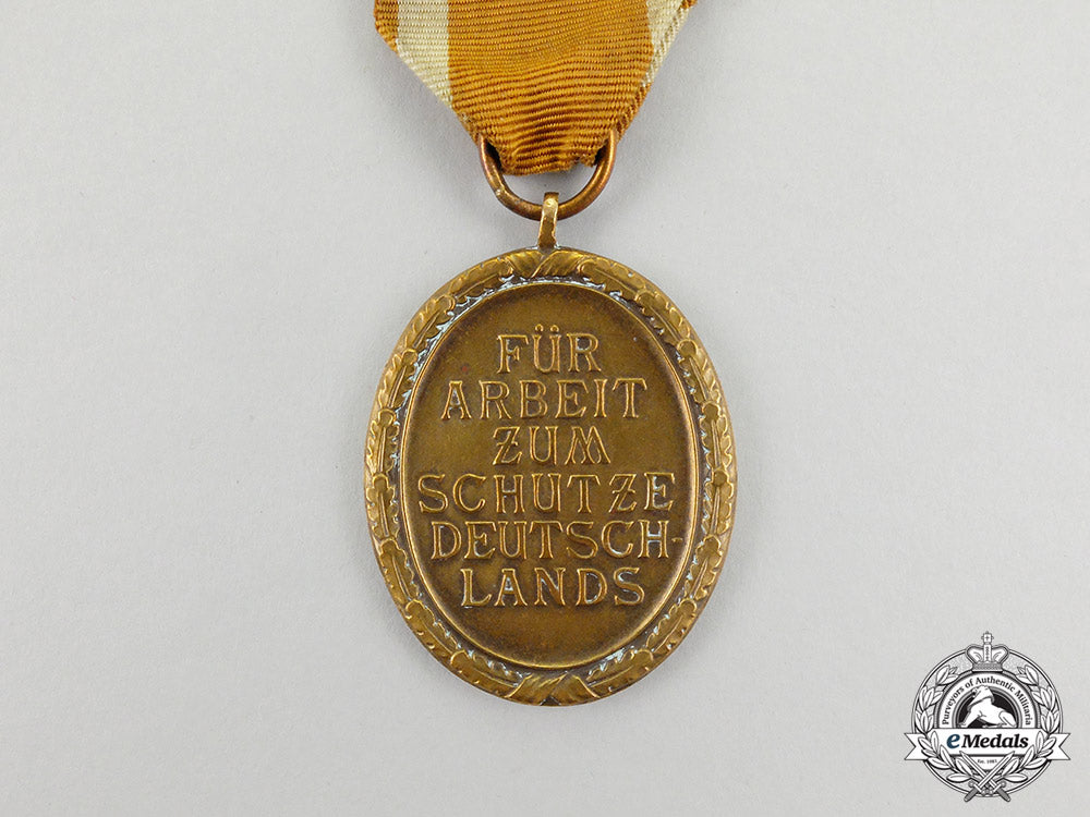 a_third_reich_period_german_defence_wall(_west_wall)_medal_cc_2987