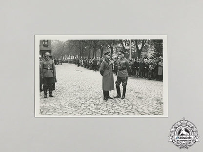 germany,_heer._a_wartime_period_photo_of_generals_awaiting_a_parade_cc_3562