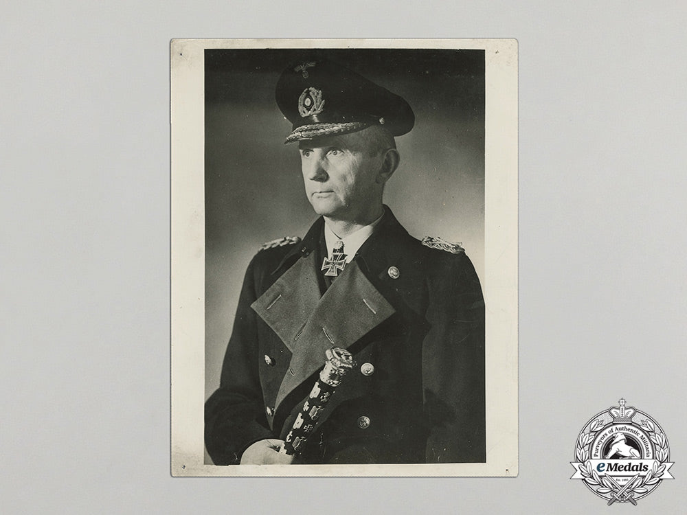 a_collection_of_documents&_a_thank-_you_card_by_grand_admiral_dönitz_cc_5729