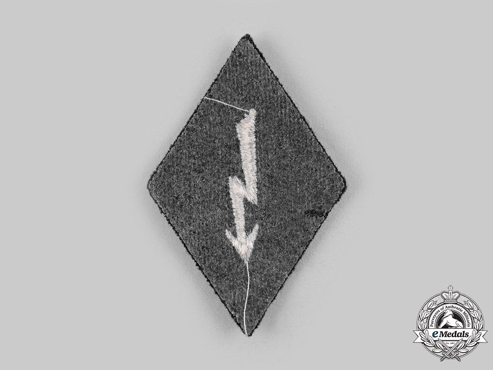 germany,_ss._a_waffen-_ss_signals_personnel_sleeve_diamond_ci19_1628