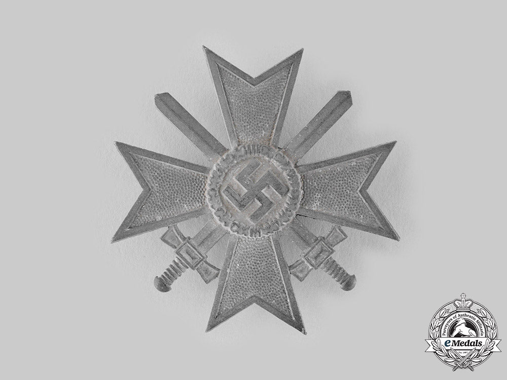 germany,_wehrmacht._a_war_merit_cross,_i_class_with_swords,_by_steinhauer&_lück_ci19_2944