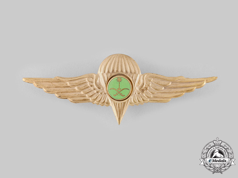 saudi_arabia,_kingdom._a_parachutist_badge_ci19_3132