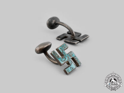 united_kingdom._a_set_of_silver_swastika_cufflinks_by_joseph_gloster_ci19_3413_2_1_1