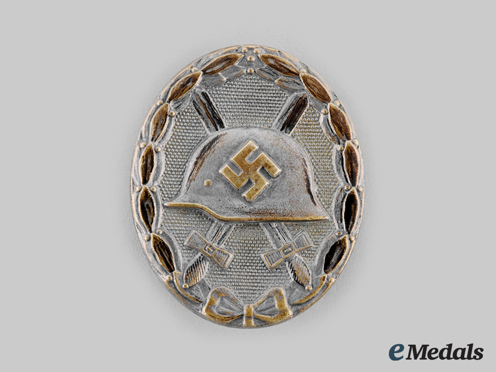 germany,_wehrmacht._a_wound_badge,_silver_grade_ci19_4037_1