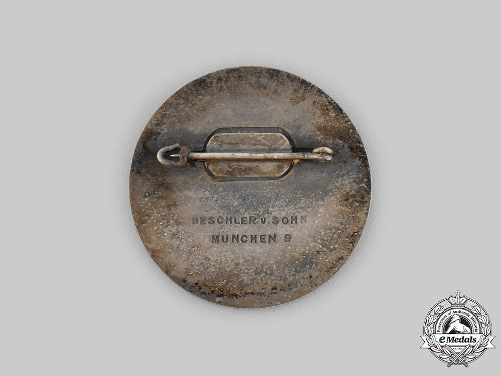 germany,_hj._a1936_italy_excursion_badge_by_deschler&_sohn_ci19_4892