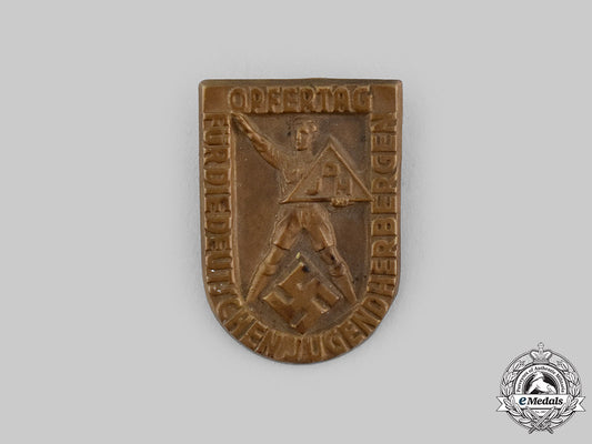 germany,_third_reich._a_german_youth_hostel_association(_djh)_war_victims’_day_badge_by_h._wittmann_ci19_4901_2