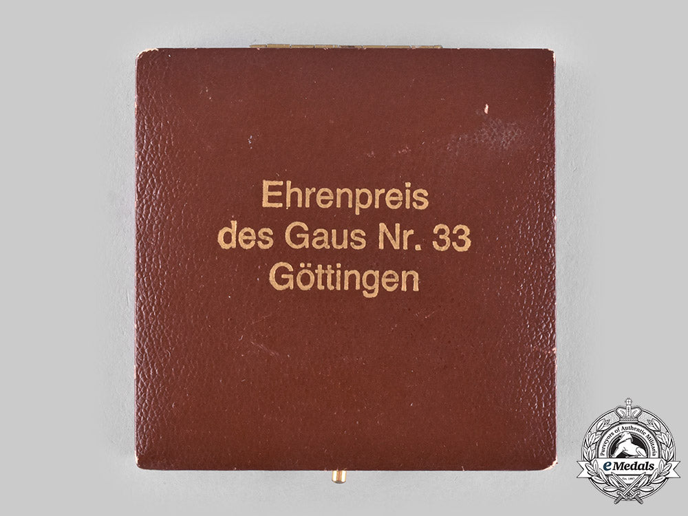 germany,_nsdap._a1937_göttingen_gau_honour_prize,_with_case,_by_josef_feix&_söhne_ci19_5913_2_1_1_1