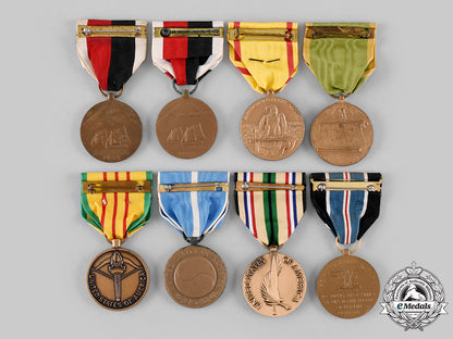 united_states._a_lot_of_eight_service_medals_ci19_6883