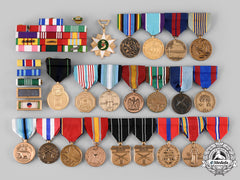 United States. A Lot Of Armed Forces Items