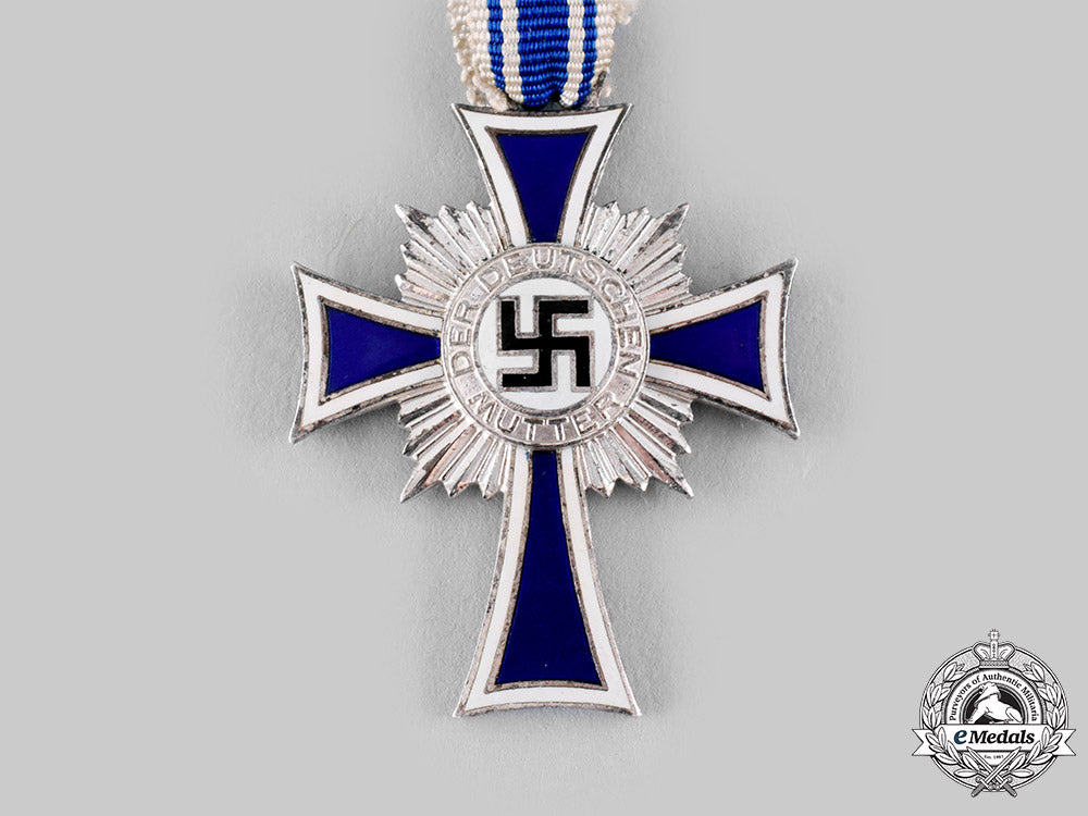 germany,_third_reich._an_honour_cross_of_the_german_mother,_silver_grade_ci19_7061