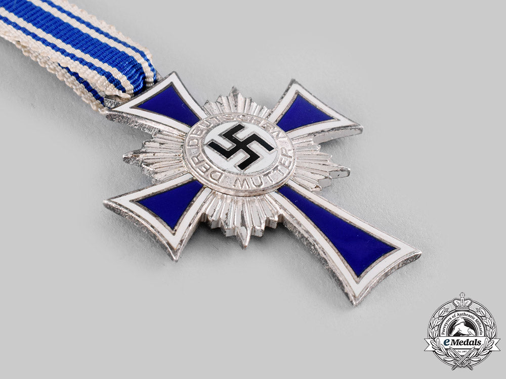 germany,_third_reich._an_honour_cross_of_the_german_mother,_silver_grade_ci19_7063