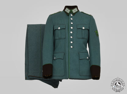 germany,_schutzpolizei._a_hauptwachtmeister’s_service_uniform_cic_2021_209emd_1252_1