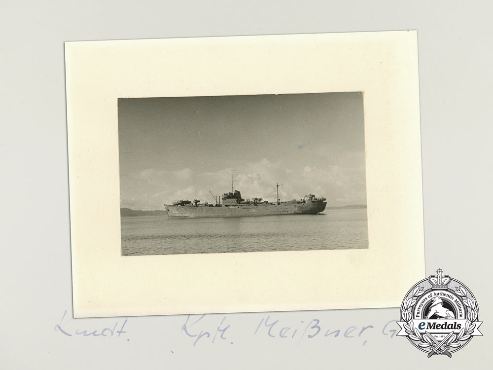 a_large_photograph_of_kriegsmarine_minesweeper26_d_1329_1