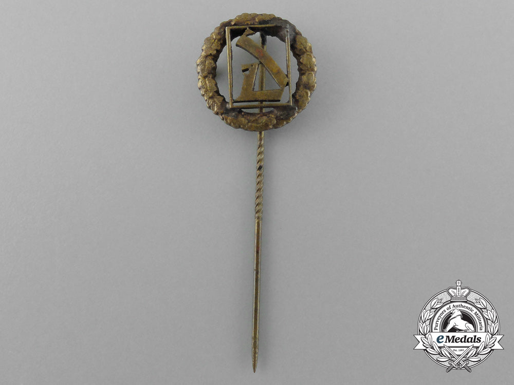 a_rare_german_works_kiel(_deutsche_werke_kiel)_honour_stick_pin_by_b._h._mayer,_pforzheim_d_2328_1