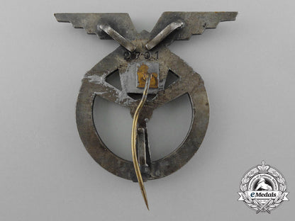 a_czechoslovakian_air_force_ground_air_mechanic_badge,3_rd_class_d_2922_1