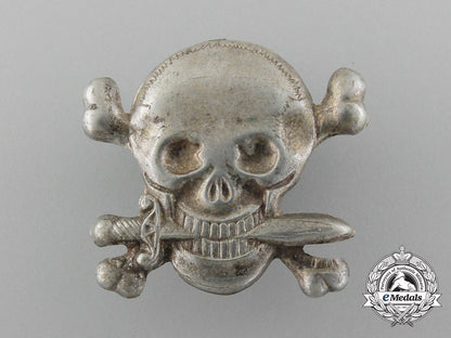 a_rare_second_war_italian_black_brigade_skull_cap_badge_d_3119