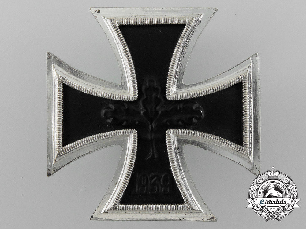 an_iron_cross_first_class;1957_issue_d_3260_1