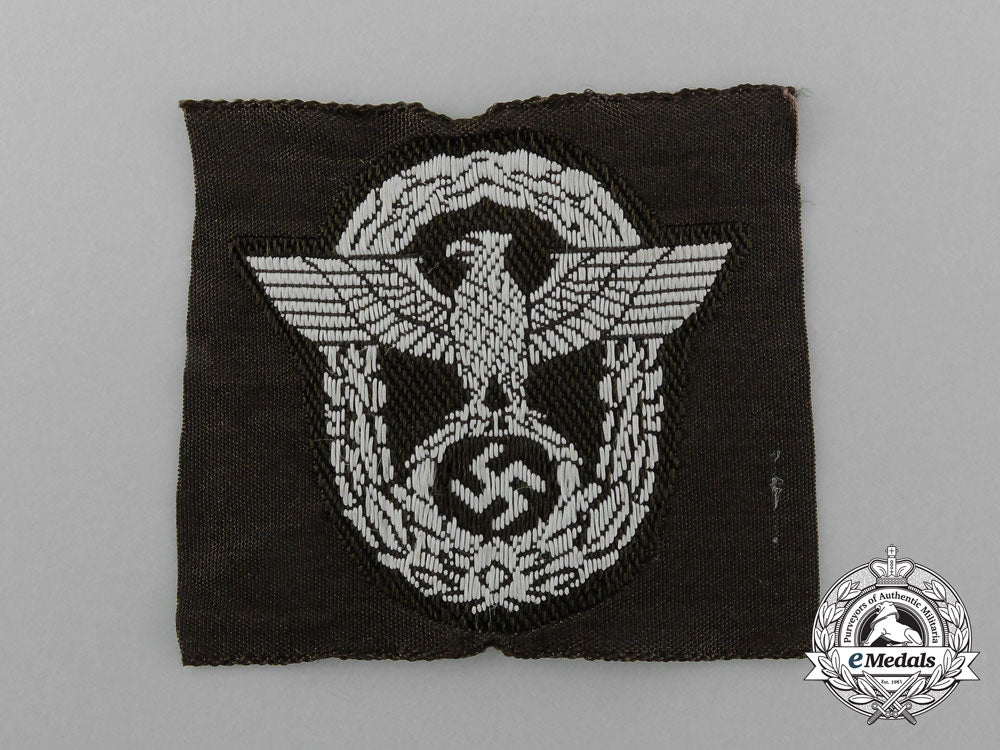 a_waffen-_ss_police_field_cap_insignia_d_3399_1