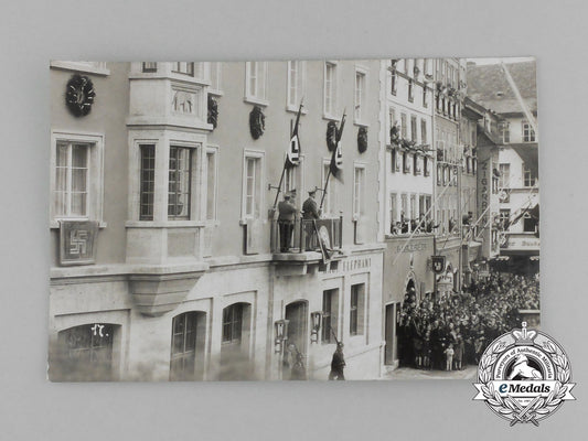 an_unpublished_picture_postcard_of_a.h._addressing_the_crowd_at_the_newly_built“_elephant_house”_d_3563_1