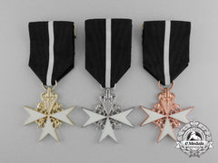 Three Donat Medals; Gold, Silver And Bronze Grades