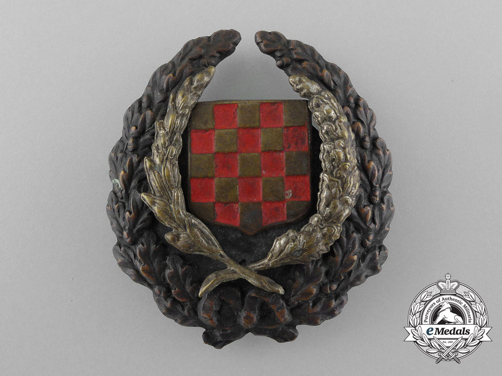 croatia._an_army_officer’s_cap_badge,_c.1941_d_4261_1