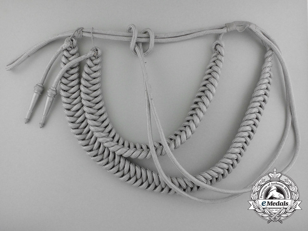 a_mint_wehrmacht_heer(_army)_officer's_aiguillette_d_5567