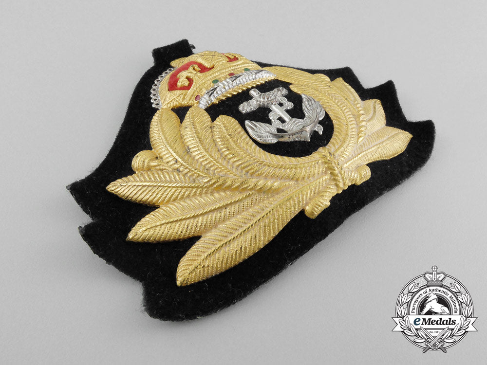 a_second_war_royal_canadian_navy(_rcn)_officer's_cap_badge_d_6171_1