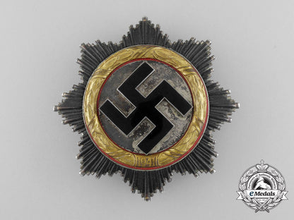 a_cased_german_cross_in_gold_awarded_to_petty_officer_gerhard_friese_of_s26/1_st_e-_boat_flotilla_d_6892_1