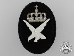 A Royal Norwegian Air Force Cap Badge