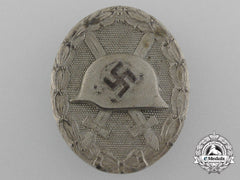 A Second War Silver Grade Wound Badge By Klein & Quenzer