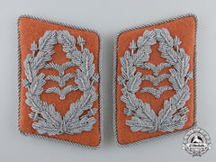 A Luftwaffe Signals Oberst’s Collar Tabs