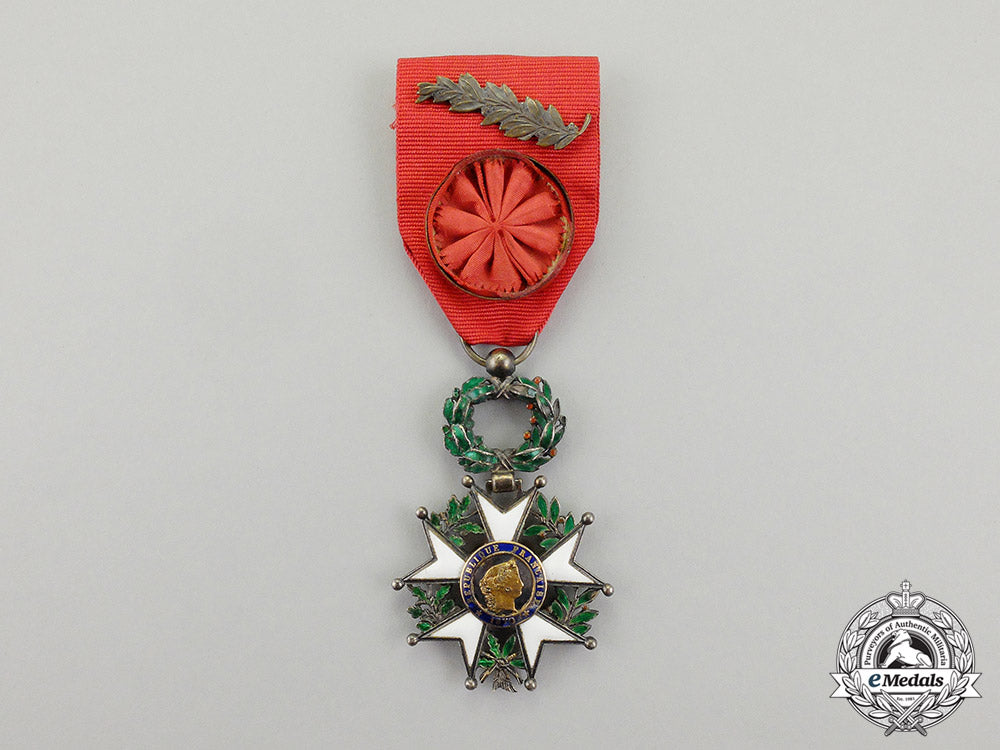 a_french_order_of_the_legion_of_honour,4_th_class,_officer,_model_of_the_third_republic(1870-1951)_dd_3324