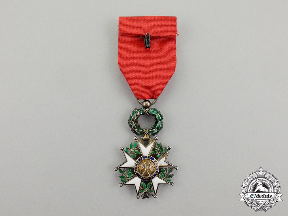 a_french_order_of_the_legion_of_honour,4_th_class,_officer,_model_of_the_third_republic(1870-1951)_dd_3327