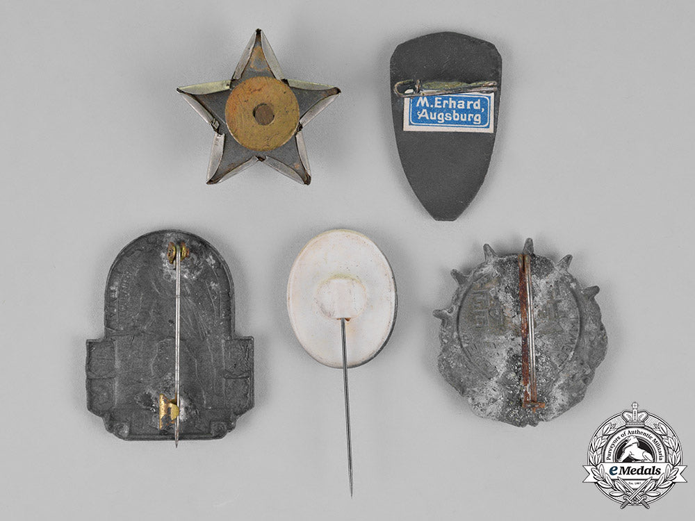 austria,_empire._five_austrian_cap_badges_and_pins_dsc_2428_1