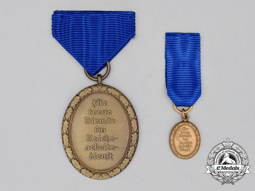 a_third_reich_period_german_rad_long_service_award_with_miniature_dsc_6707_2_