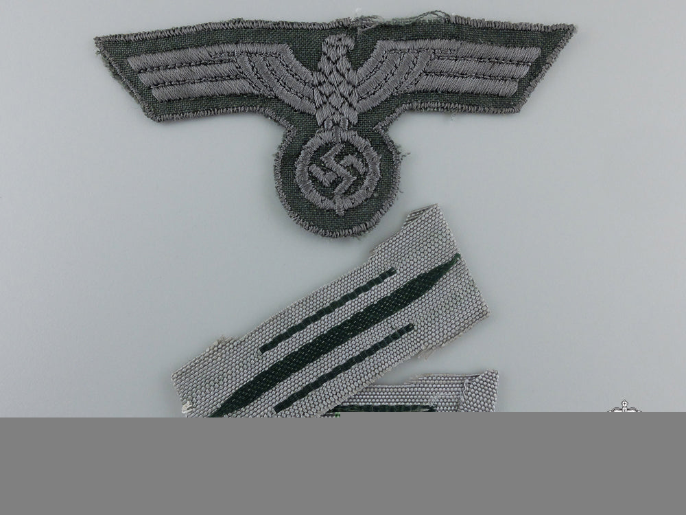 a_set_of_mint_german_army_insiginia_e_097_1_1