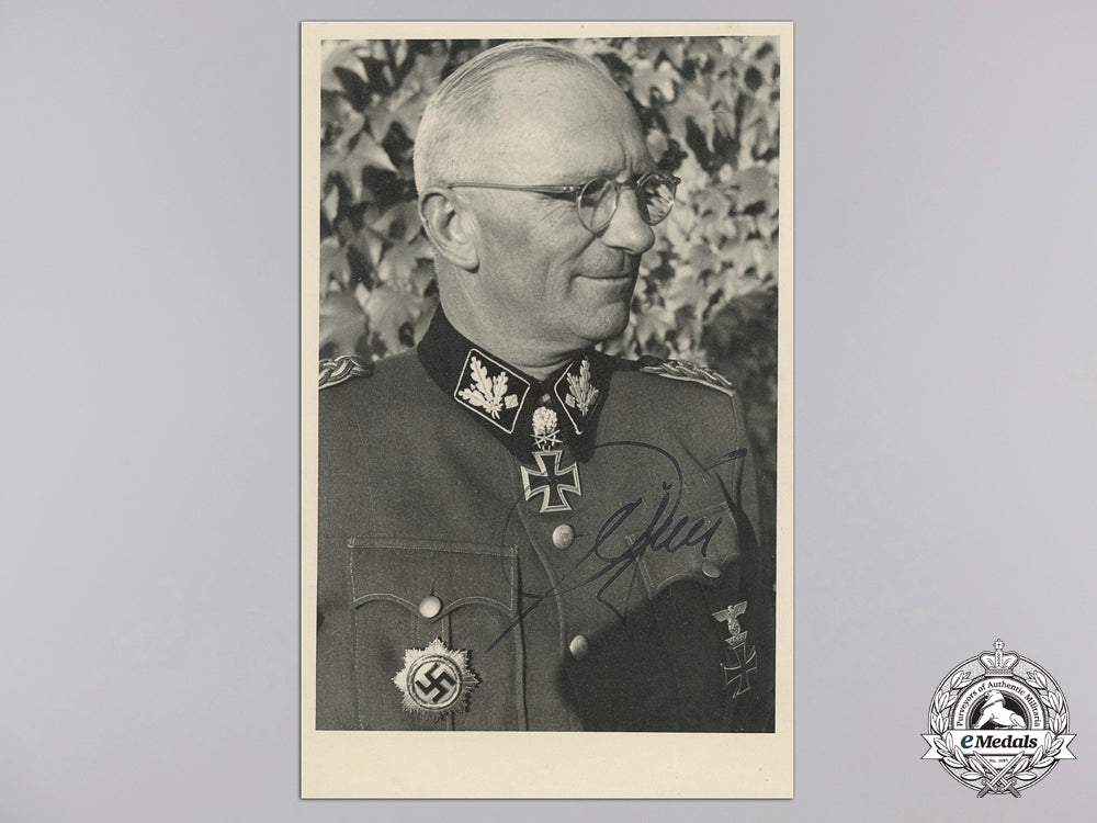 a_photo_from_diamond_winner'_ss-_obergruppenführer_herbert_otto_gille_with_original_signature_e_143