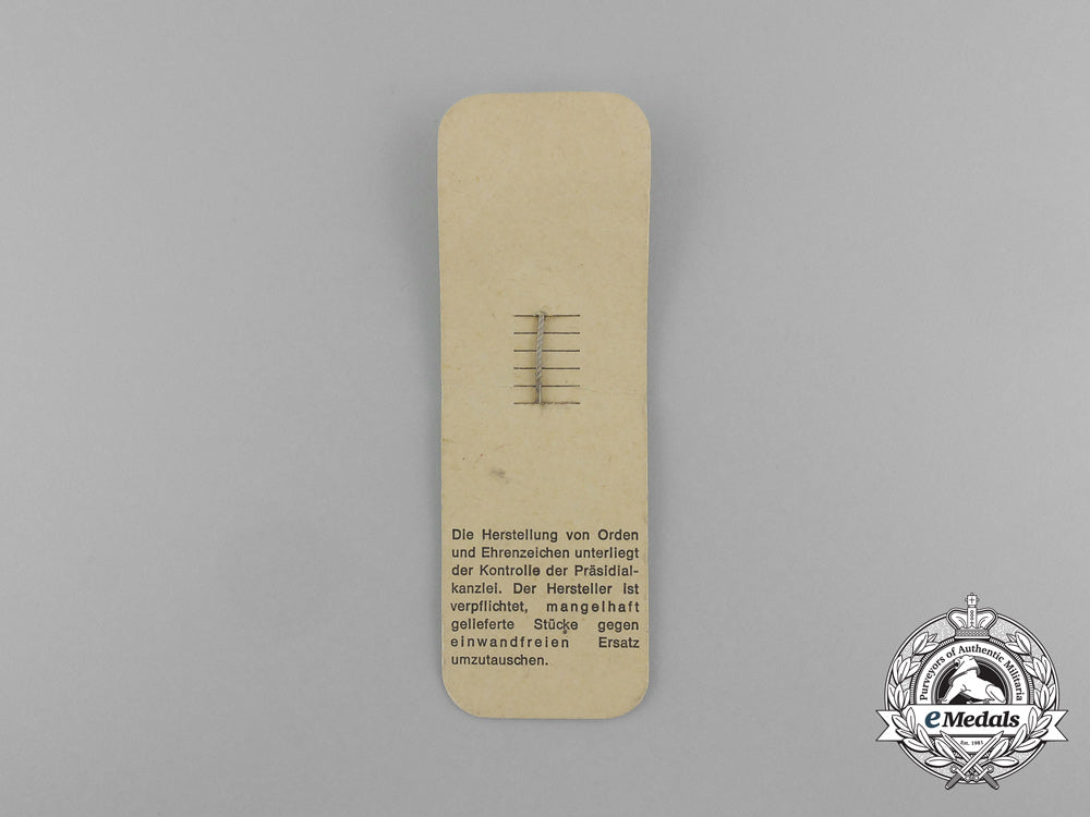 a_miniature_legion_condor_wound_badge_stick_pin_on_its_original_ldo_salesman’s_board_e_1668