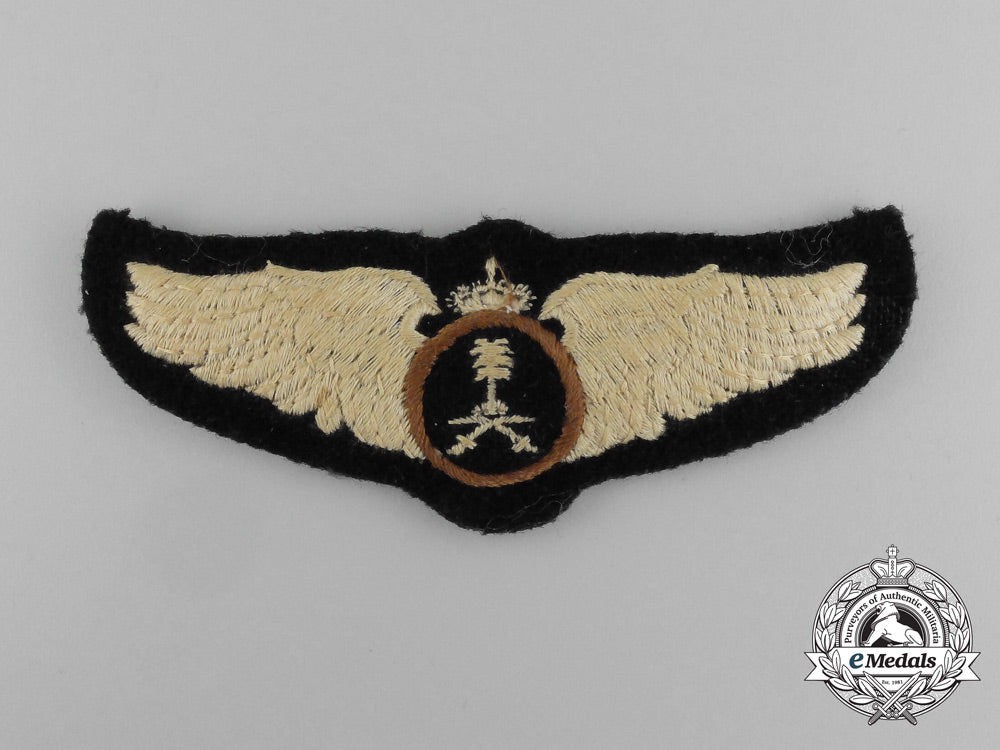 a_royal_saudi_air_force_pilot_badge_e_3423